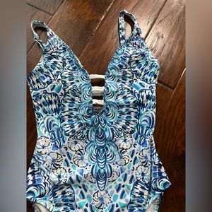 Lilly Pulitzer jasper swimsuit one piece size 2